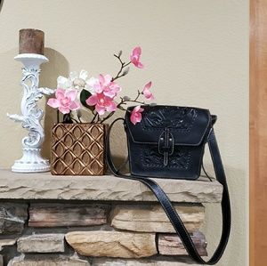 Patricia nash sling bag